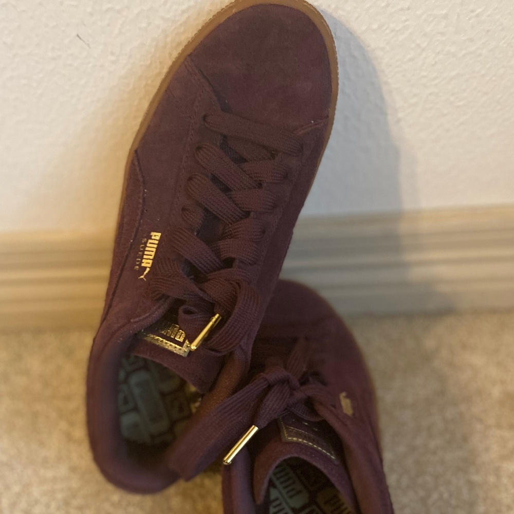purple pumas